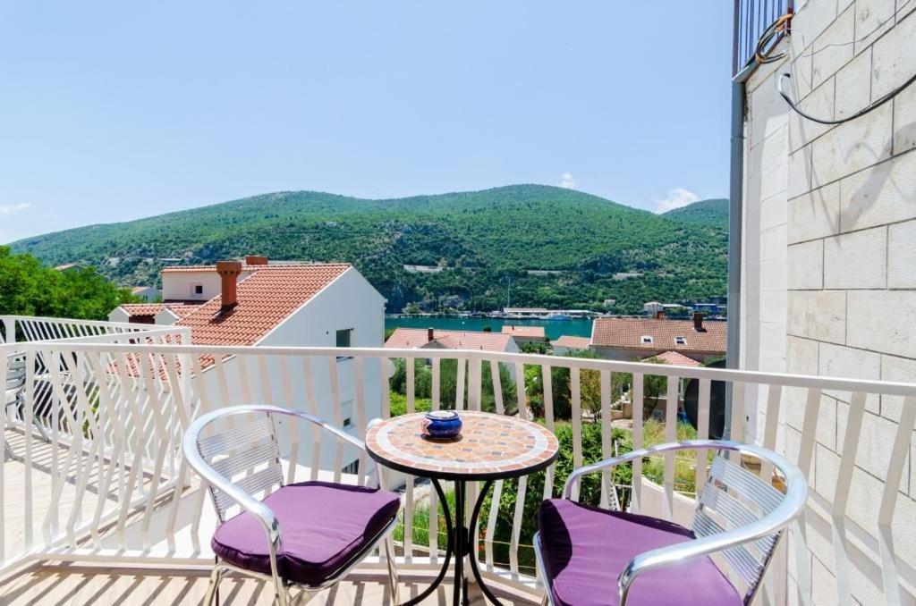 Apartments Peco Mokošica Exteriér fotografie